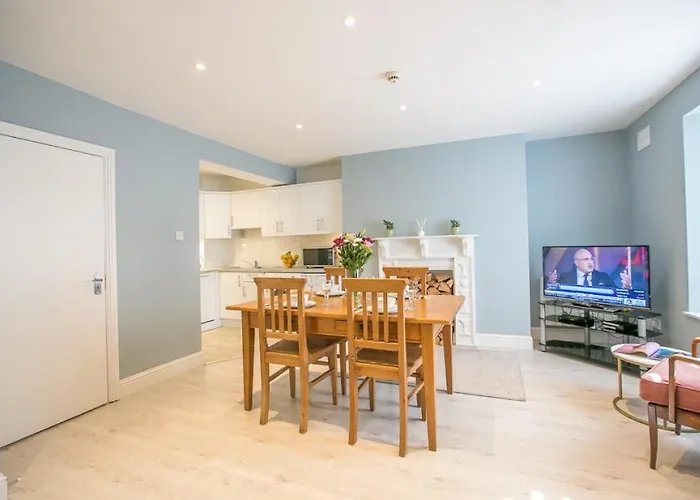 Pearse Street Gardens 아파트 더블린